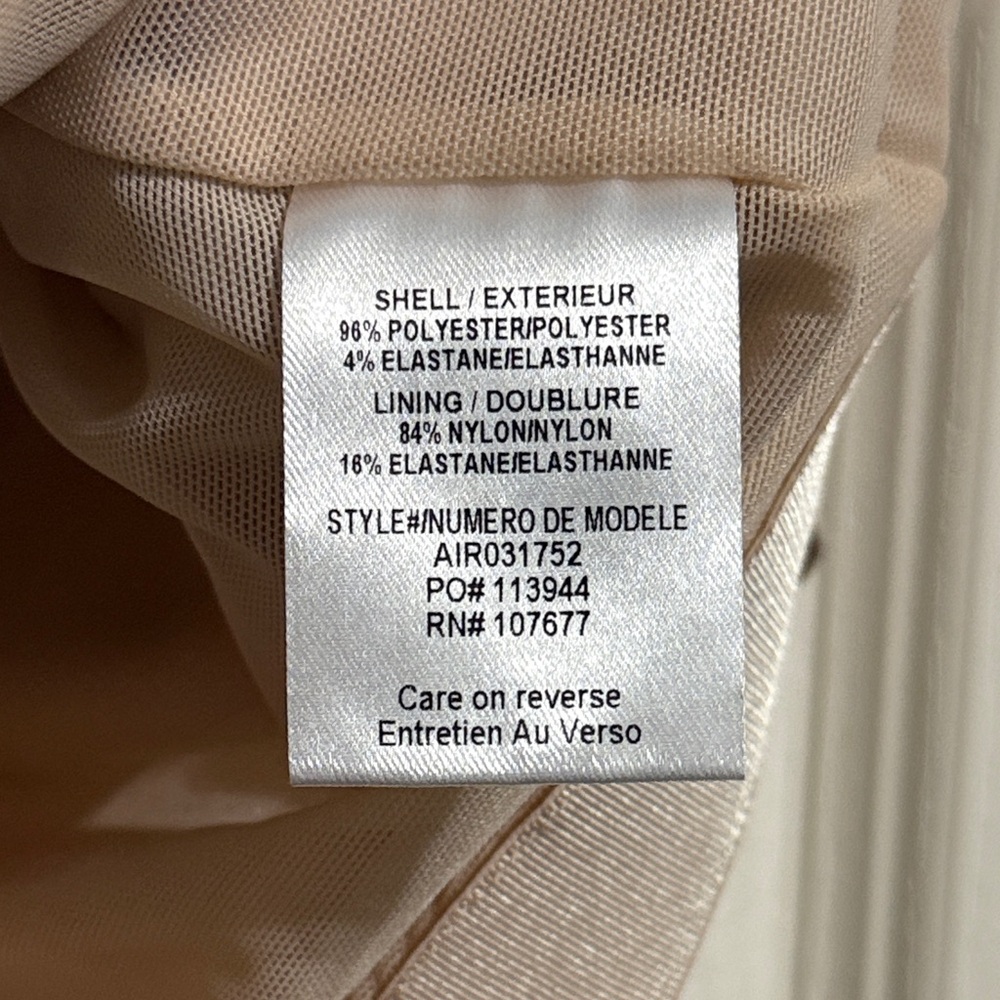 Alice + Olivia Air Vicki Cold Shoulder Top Pale Nude Minimalist Capsule Glam - Picture 8 of 8